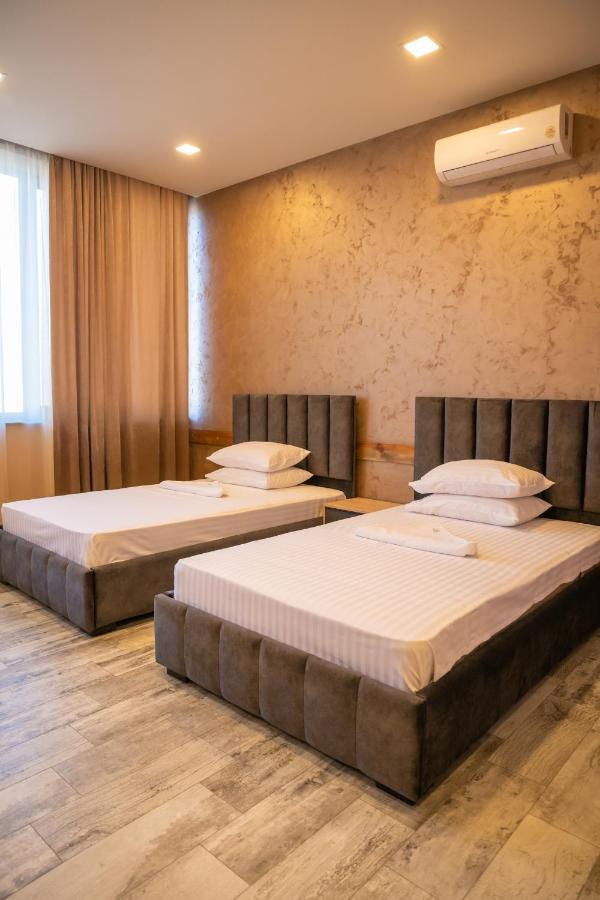 B H Y Guesthouse In Erywań Zewnętrze zdjęcie