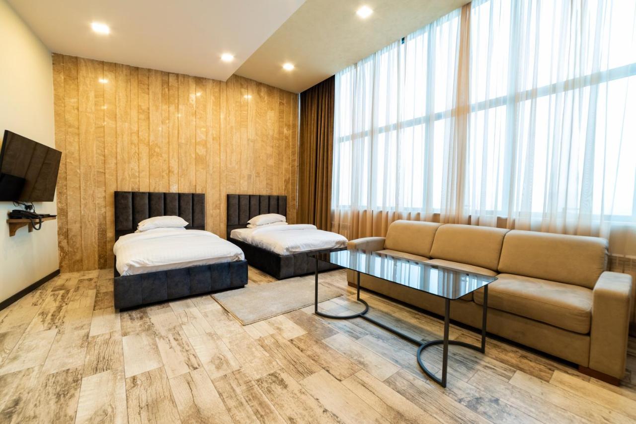 B H Y Guesthouse In Erywań Zewnętrze zdjęcie